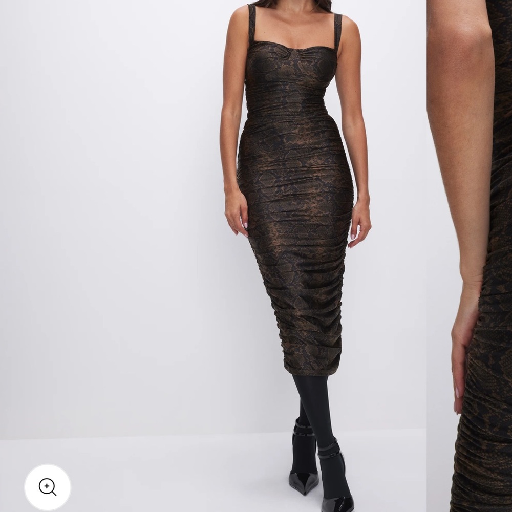 Good American ruched midi dress